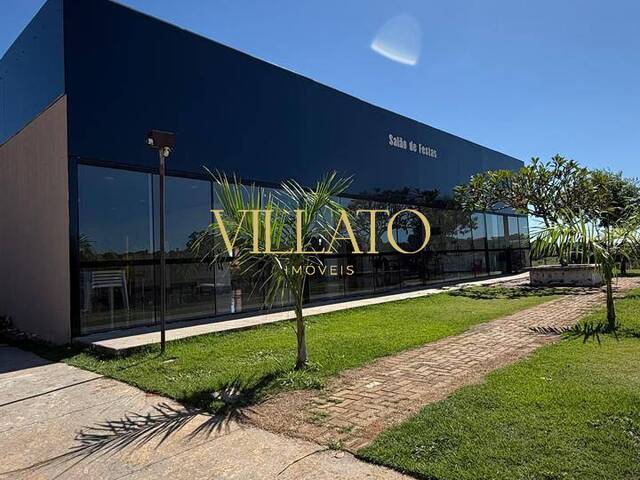 Venda em Fazenda Santa Rita - Conjunto Residencial Alto Oriente - Goiânia