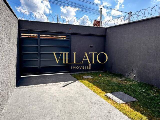 #1752 - Casa para Venda em Goiânia - GO - 2