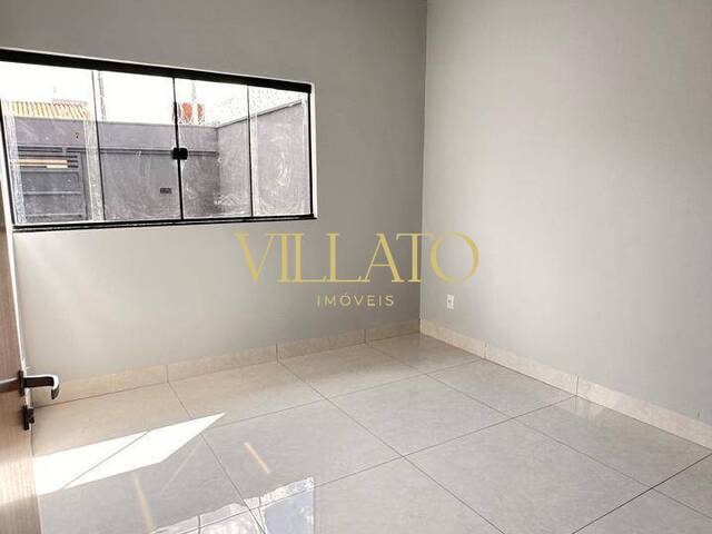 #1752 - Casa para Venda em Goiânia - GO - 3