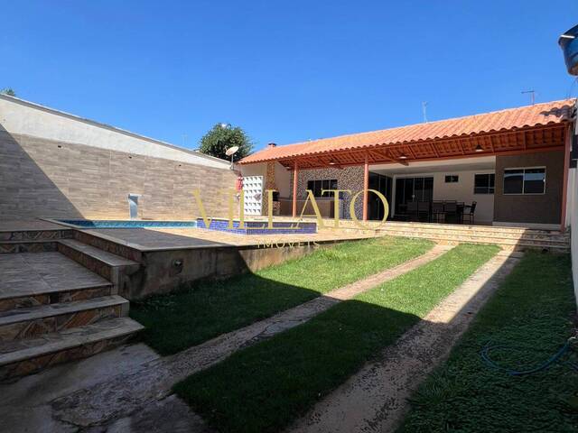 #1799 - Casa para Venda em Goiânia - GO