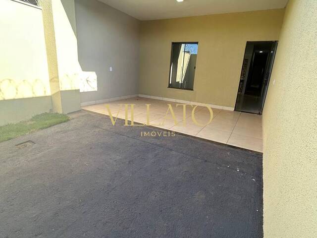 #1884 - Casa para Venda em Trindade - GO - 2