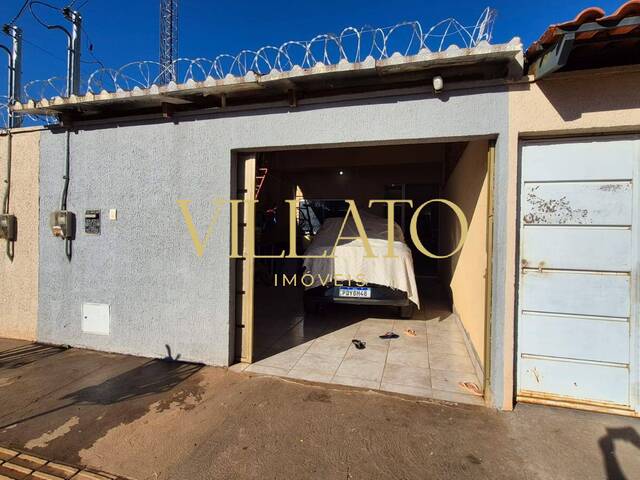 Casa para Venda em Goiânia - 3