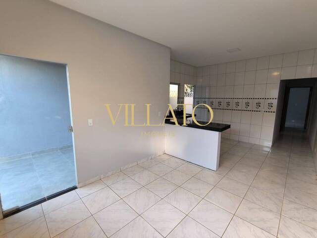Casa para Venda em Senador Canedo - 5