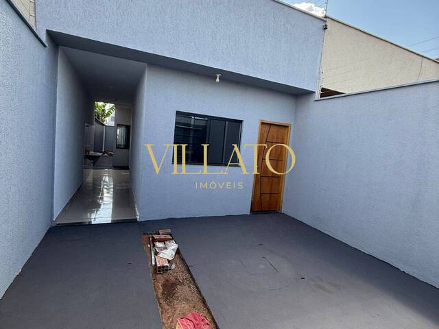 #2166 - Casa para Venda em Trindade - GO - 1