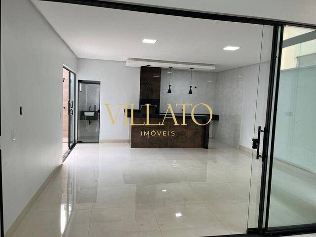 #2210 - Casa para Venda em Trindade - GO - 1