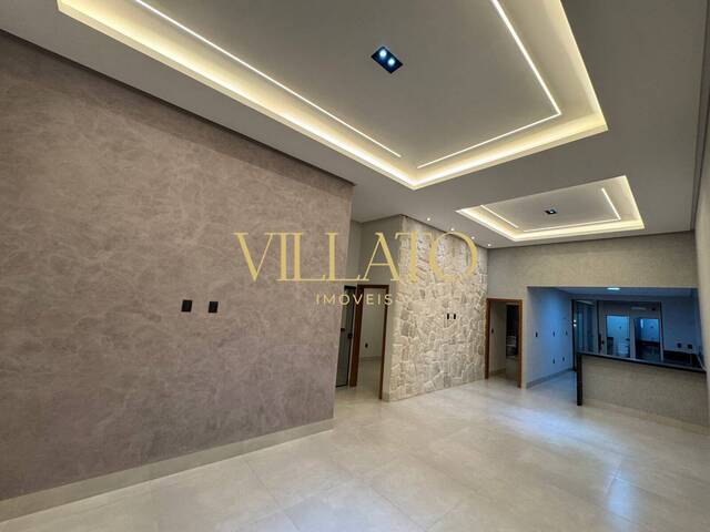 Casa para Venda em Goiânia - 3