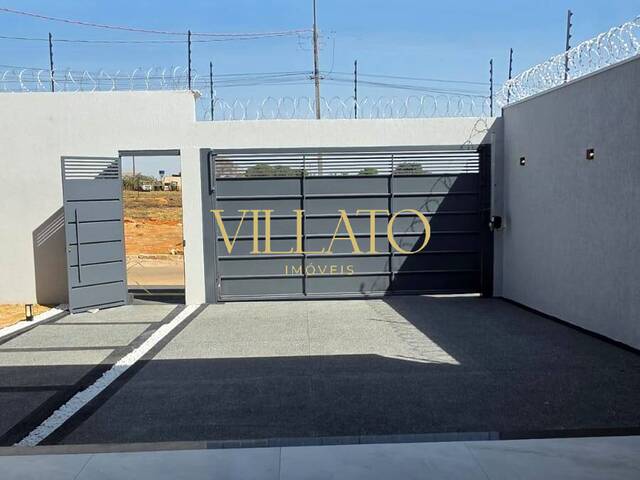 Casa para Venda em Goiânia - 3