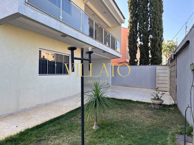 Sobrado para Venda em Goiânia - 5