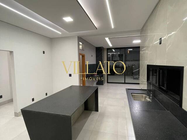 Casa para Venda em Aparecida de Goiânia - 5