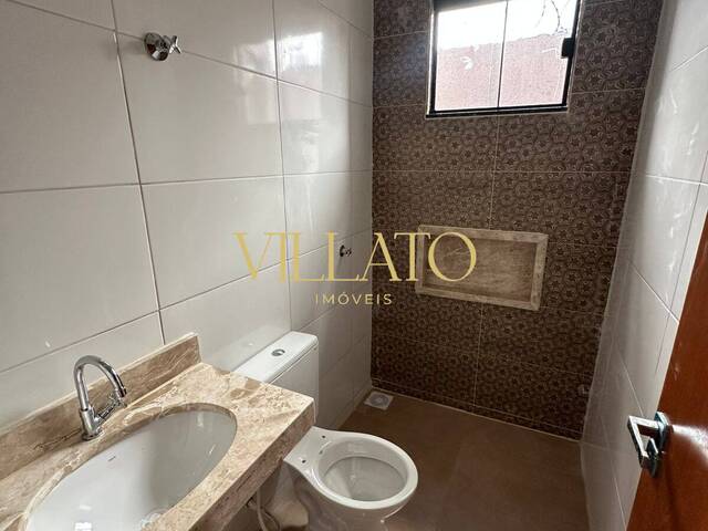 #2381 - Casa para Venda em Goiânia - GO - 3