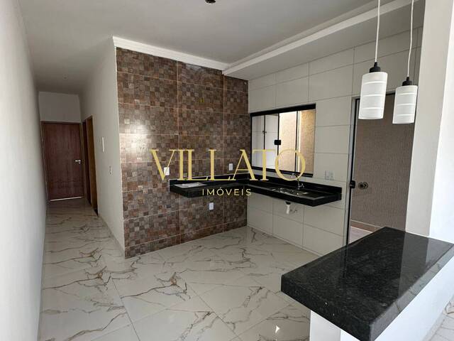 #2381 - Casa para Venda em Goiânia - GO - 1