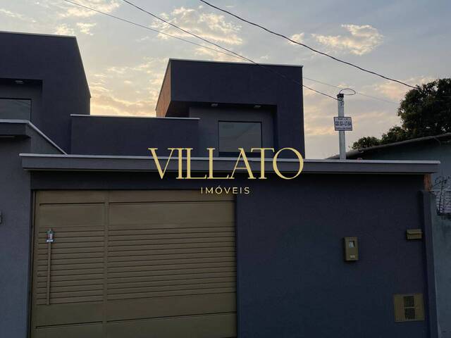 #2384 - Casa para Venda em Aparecida de Goiânia - GO - 1