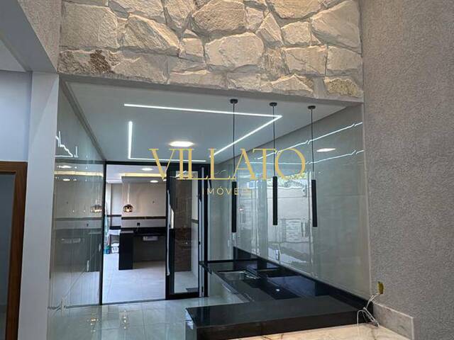 #2386 - Casa para Venda em Aparecida de Goiânia - GO - 1