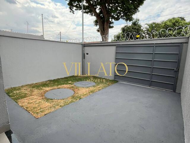 #2390 - Casa para Venda em Aparecida de Goiânia - GO - 2