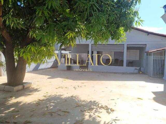 #2395 - Casa para Venda em Goiânia - GO - 1