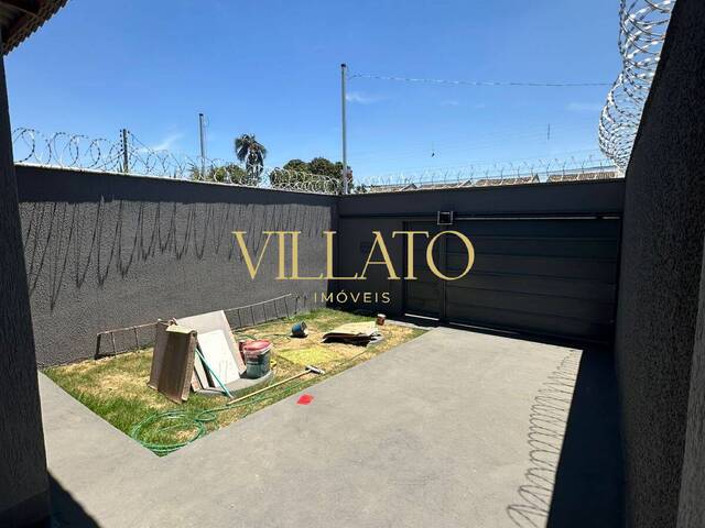 #2421 - Casa para Venda em Aparecida de Goiânia - GO - 2