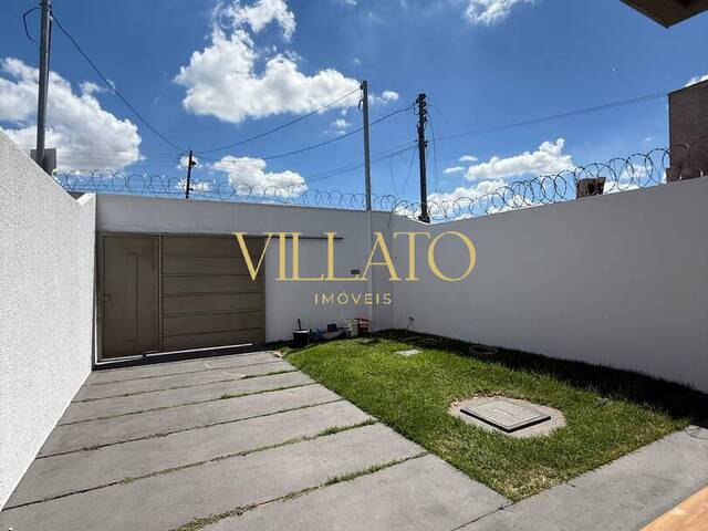 #2428 - Casa para Venda em Aparecida de Goiânia - GO - 3