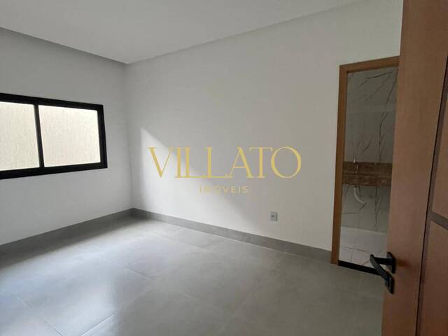 Casa para Venda em Goiânia - 4