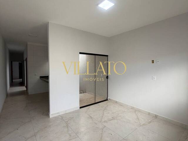 Casa para Venda em Goiânia - 3