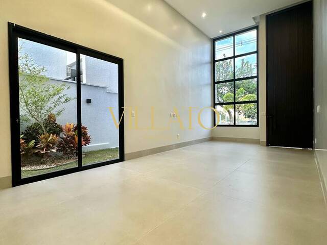 Casa para Venda em Senador Canedo - 5