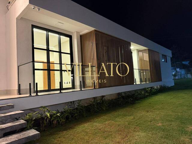 Casa para Venda em Senador Canedo - 2