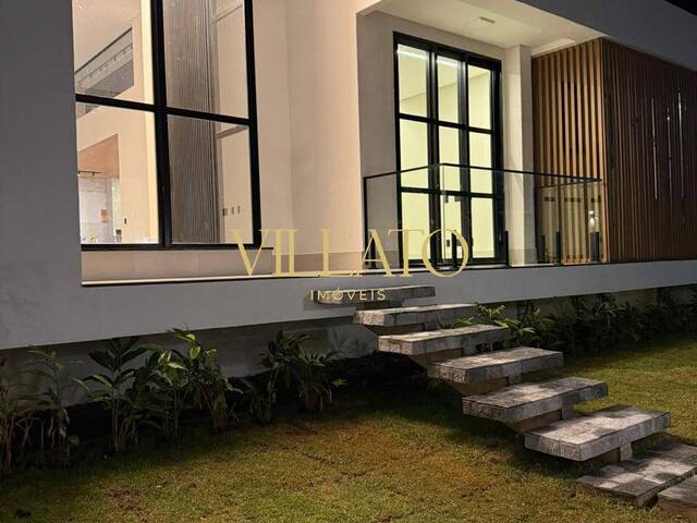 Casa para Venda em Senador Canedo - 3