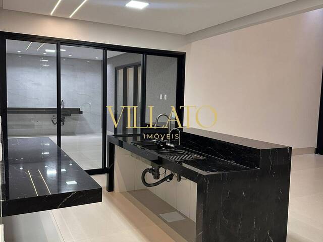 Casa para Venda em Goiânia - 4