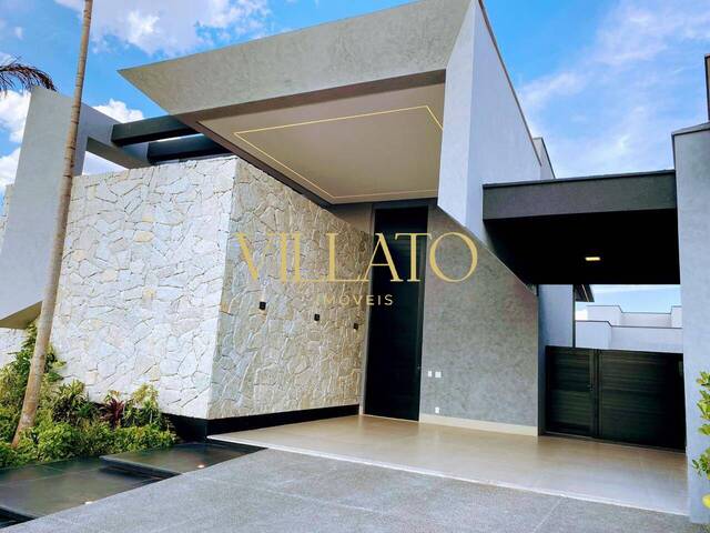 #2524 - Casa para Venda em Goiânia - GO - 2