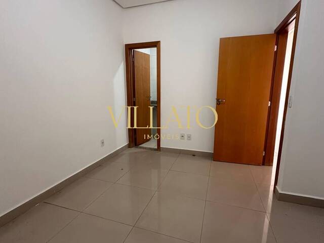 #2540 - Casa para Venda em Goiânia - GO - 3