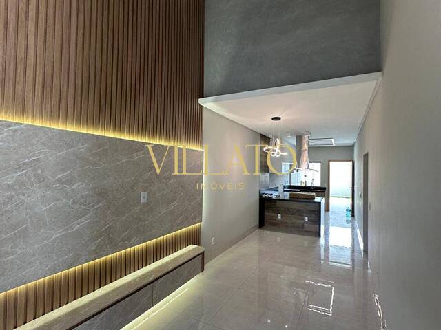 #2546 - Casa para Venda em Goiânia - GO - 2