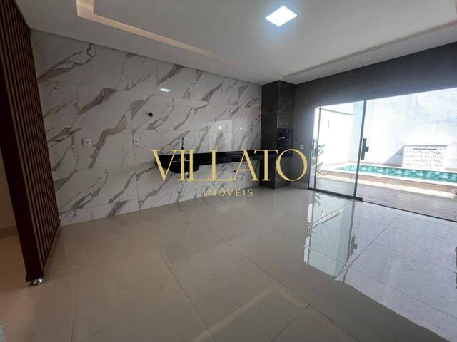 Casa para Venda em Goiânia - 3