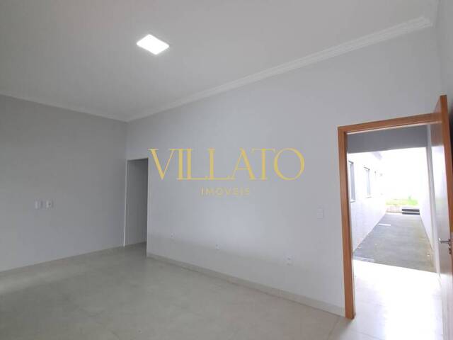 Casa para Venda em Goiânia - 5