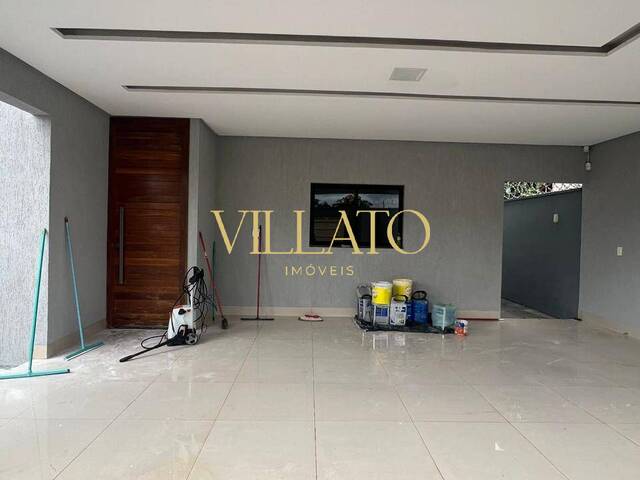 #2750 - Casa para Venda em Aparecida de Goiânia - GO - 3