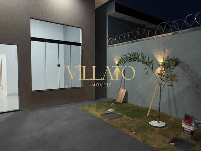 #2751 - Casa para Venda em Goiânia - GO - 2