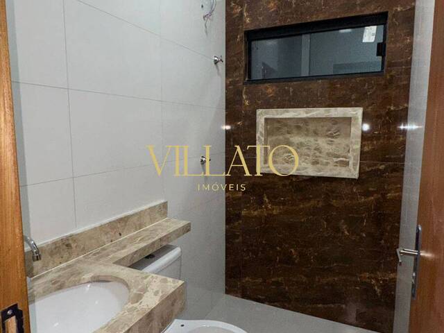 #2751 - Casa para Venda em Goiânia - GO - 3