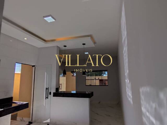 #2760 - Casa para Venda em Goiânia - GO - 3