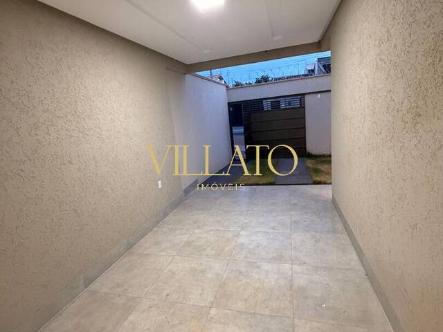 Casa para Venda em Goiânia - 3