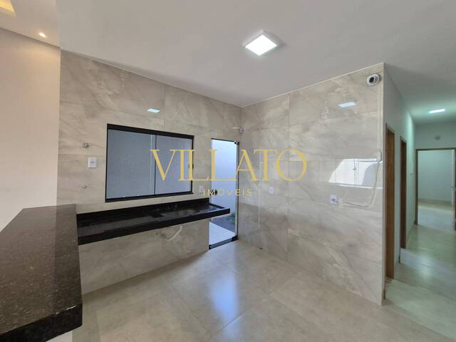 Casa para Venda em Goiânia - 3