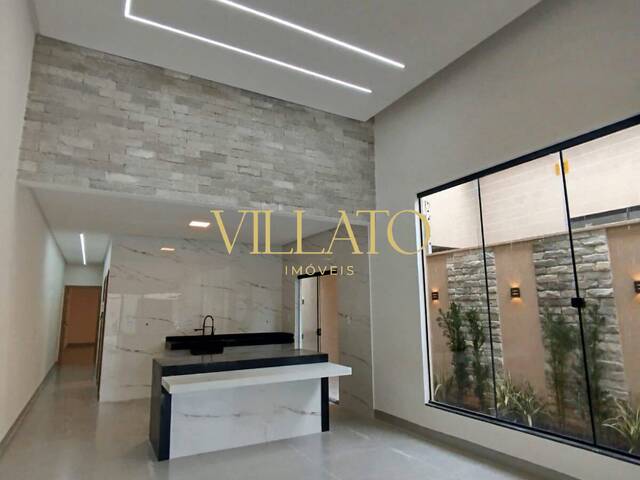 Casa para Venda em Goiânia - 3