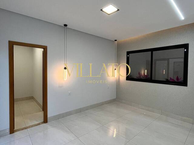 Casa para Venda em Aparecida de Goiânia - 5