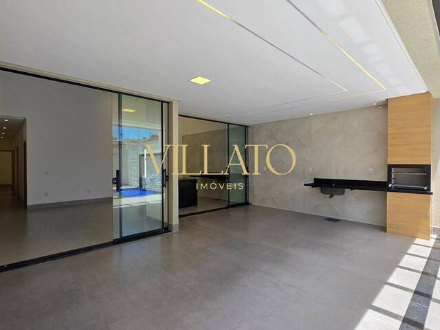 Casa para Venda em Goiânia - 3