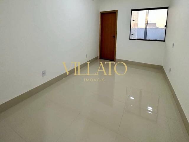 Casa para Venda em Goiânia - 3