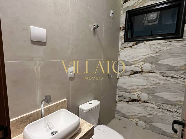 Casa para Venda em Aparecida de Goiânia - 2