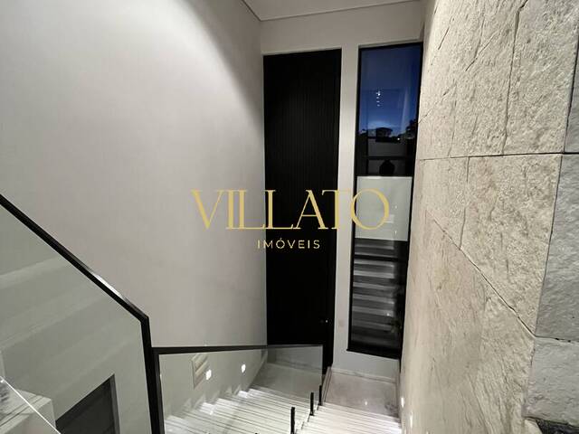 Casa para Venda em Senador Canedo - 2