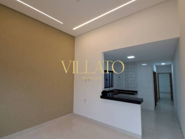 #2898 - Casa para Venda em Goiânia - GO - 3