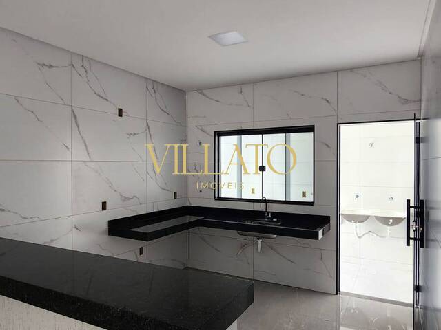 #2899 - Casa para Venda em Goiânia - GO - 3