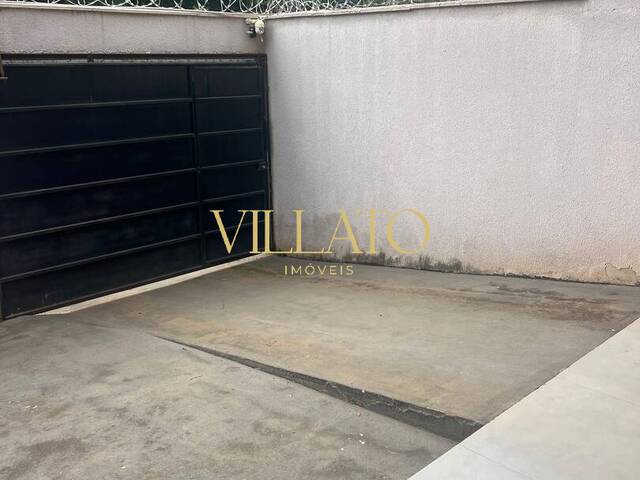 Casa para Venda em Aparecida de Goiânia - 2