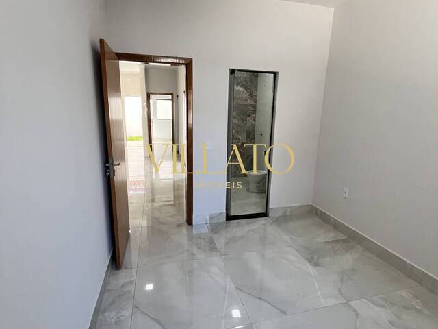 Casa para Venda em Goiânia - 5