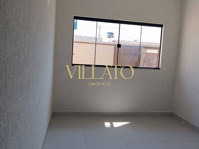 Casa para Venda em Goianira - 3