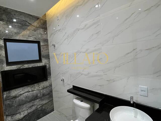 Casa para Venda em Goiânia - 3